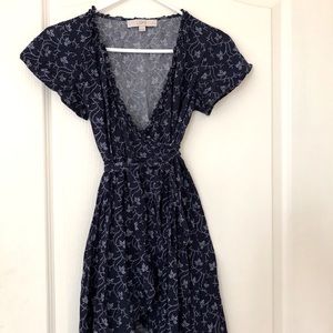 THE LOFT Petite floral ruffle wrap dress XS